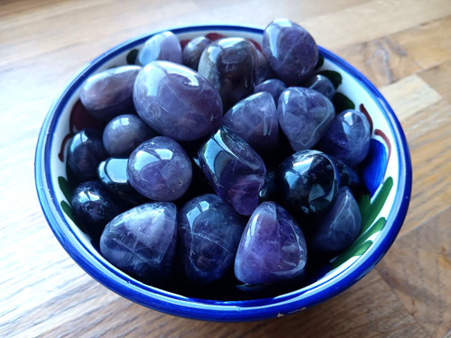 Amethyst tumblestone 45mm - amethyst,