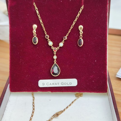 9ct gold vintage necklace - 9ct,