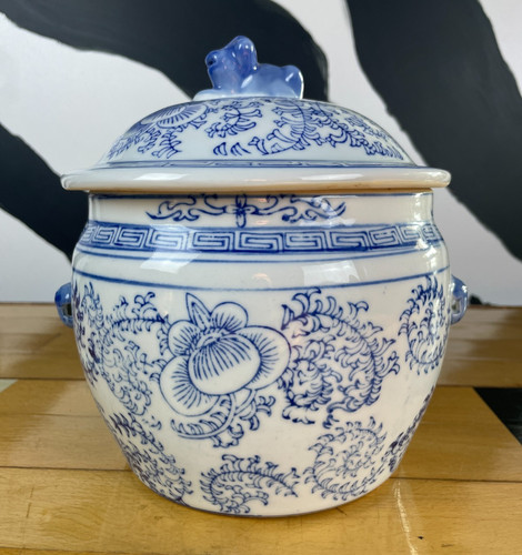 Blue white porcelain - &,