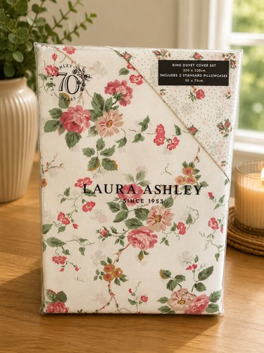 Laura ashley mountney - laura,