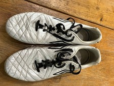 Umbro speciali football boots