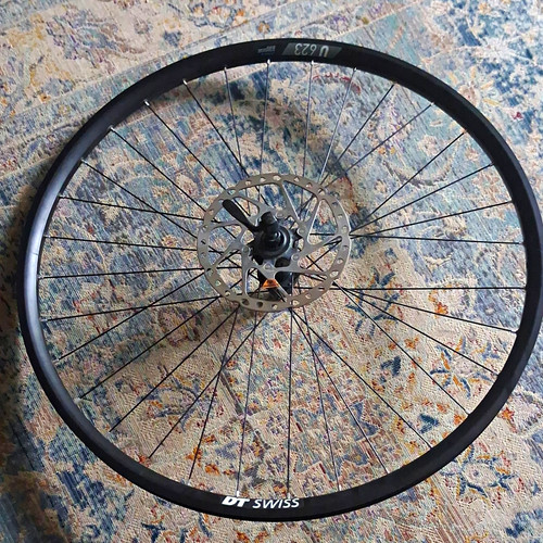 Swiss 623 700c front - front, disc
