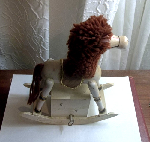 Vintage rocking horse music - 'rocking, horse'