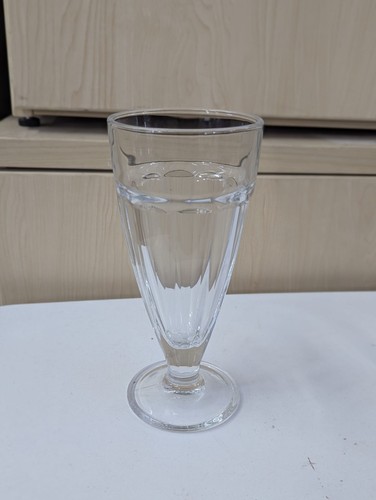 Ice cream sundae glasses - cream,