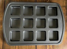 Pampered Chef Non Stick Square
