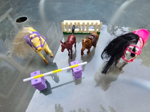 Vintage horse jumping playset - horse,