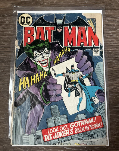 Batman 251 comics 1973 - comics,