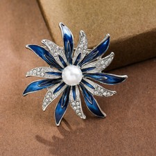 Sapphire Pearl Flower Silver Brooch Vintage Style Diamante Brooch Pin Charm