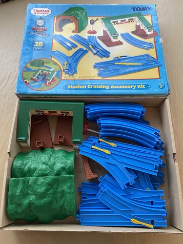 Vintage tomy thomas and - tomy,,