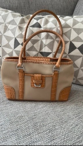 Liz claiborne light brown and - liz,