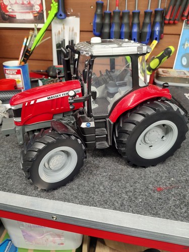 Britains ertl massey ferguson - massey,