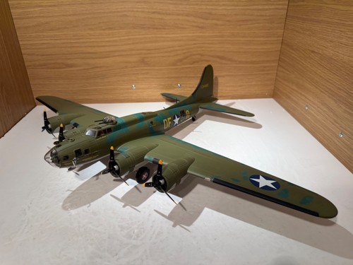 Franklin mint b17f - franklin,