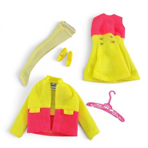 Vintage barbie outfit rare - barbie,