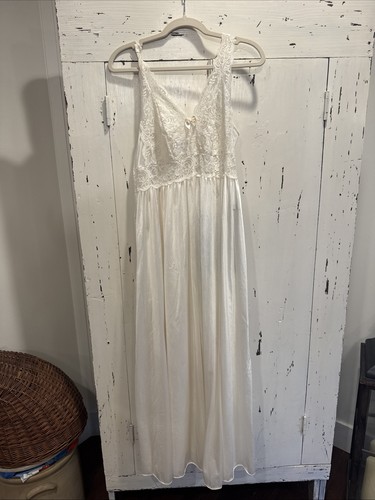 Shadowline vintage nightgown - shadowline,