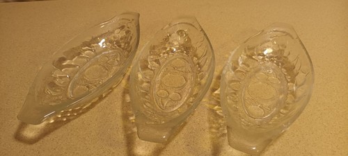 Three glass vintage banana - glass,