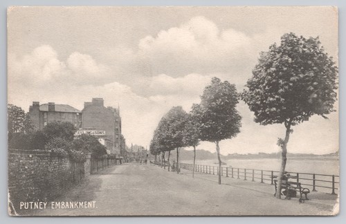 Putney embankment river thames - embankment,