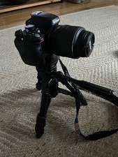 Nikon D5100 Black APS-C DSLR Camera 18-55mm Lens Kit & extreme pro SD Card.