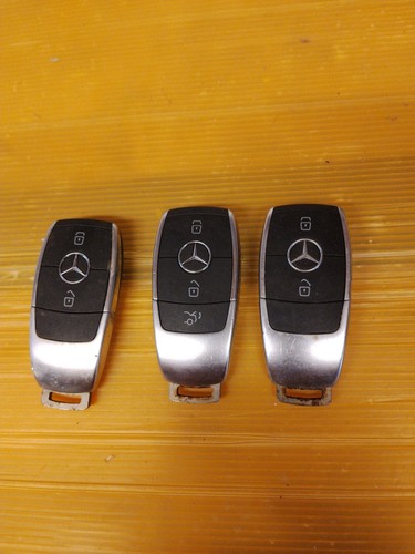Keys for mercedes benz - 3,