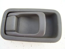 Micra passenger side door interior handle (1992-1997)