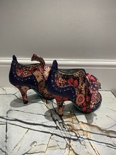 Ladies Irregular Choice