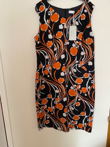 Minuet dress size petite - 14,