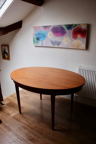 Vintage teak oval extendable - teak,
