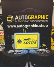 Lotus Light Up Box Wall Sign