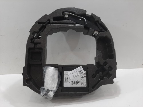 2012 audi jack tool - audi, a1
