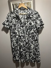 Zara Women’s Black And White