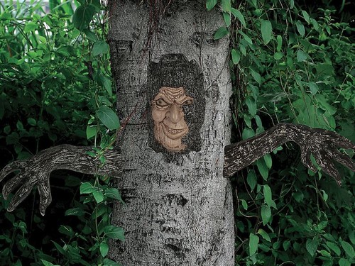 Haunted tree decor halloween - haunted,