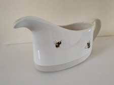 Cooksmart Ceramic Gravy Boat Bee Design 500 Millilitres