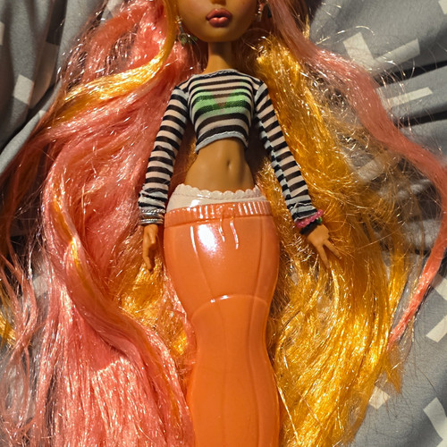 Fashion doll medium complexion - fashion,