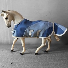 Breyer Traditional | Blue