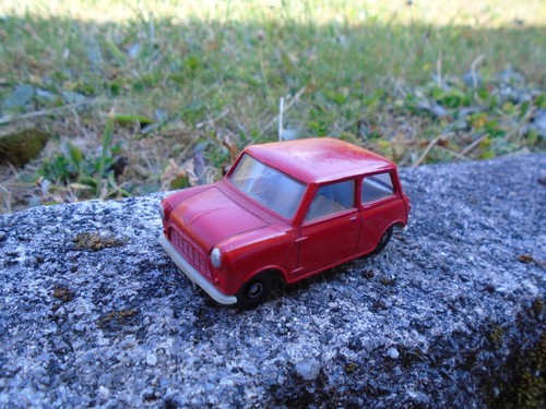 1970s corgi austin mk1 - corgi,