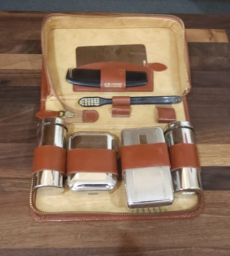 Vintage men travel - vintage,