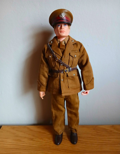 Vintage action man british - action,