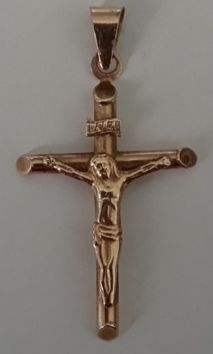 9ct gold crucifix pendant - 9ct,