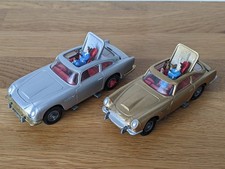Corgi genuine 261 & 270 James