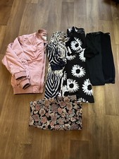 LADIES CLOTHES BUNDLE SIZE