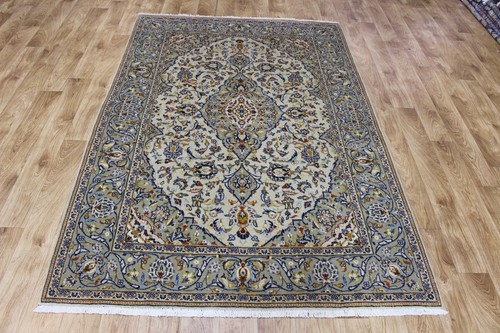 Fine handmade rug superb - handmade,