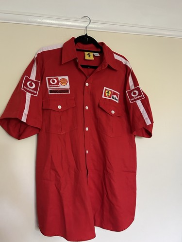 Ferrari formula pit crew - ferrari,