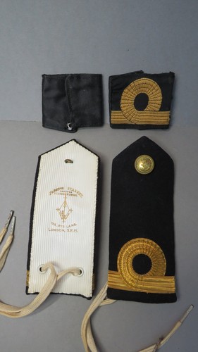 Vtg royal navy sub lieutenant - navy,
