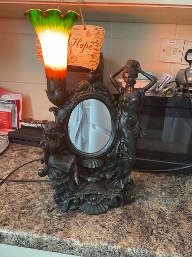 Vintage art deco lady lamp - deco,