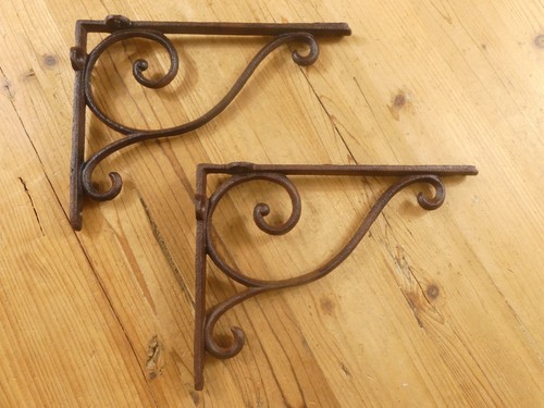 Antique style shelf - shelf, brace