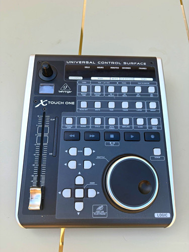Behringer touch one - x-touch,