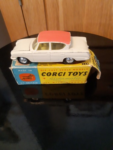 Corgi toys ford consul - toys, classic
