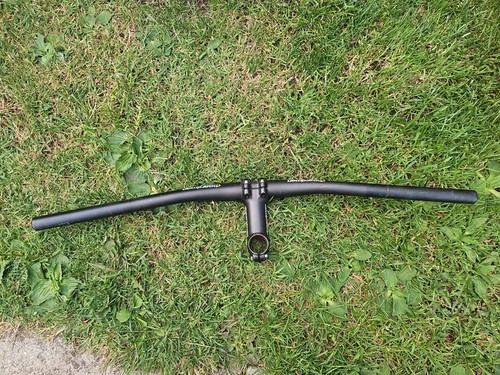 Boardman stem and handlebars - stem,