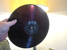 Elton John - Don't Shoot Me