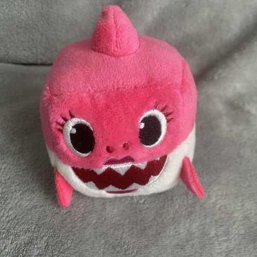 Pinkfong baby shark - baby,