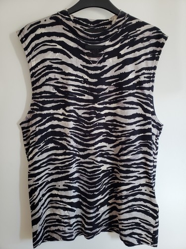 Prada new size - s, beige